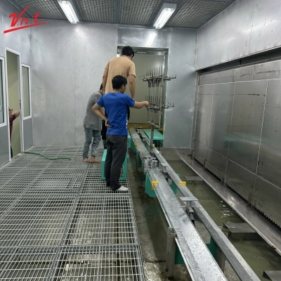  DÂY CHUYỀN SƠN KIỂU BÀN XOAY 